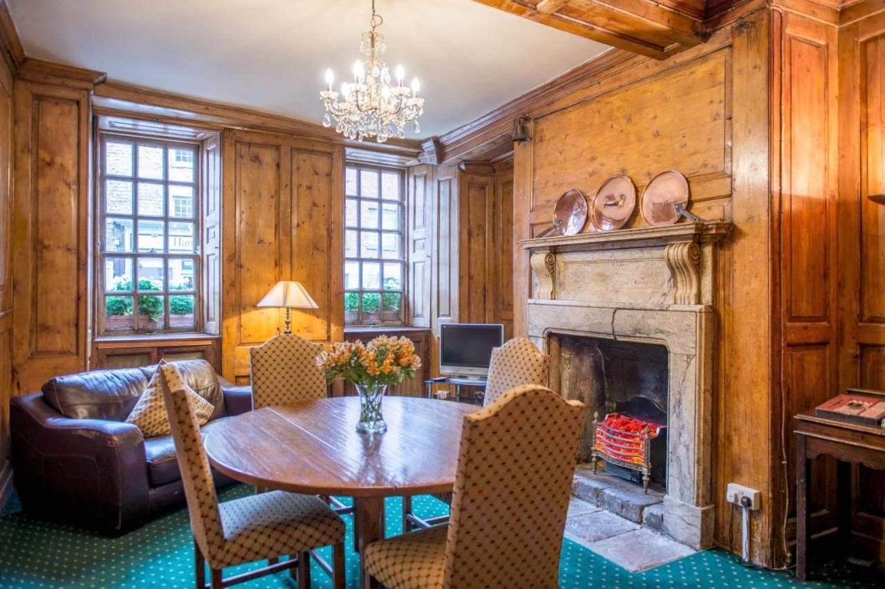 Marlborough Arms Hotel